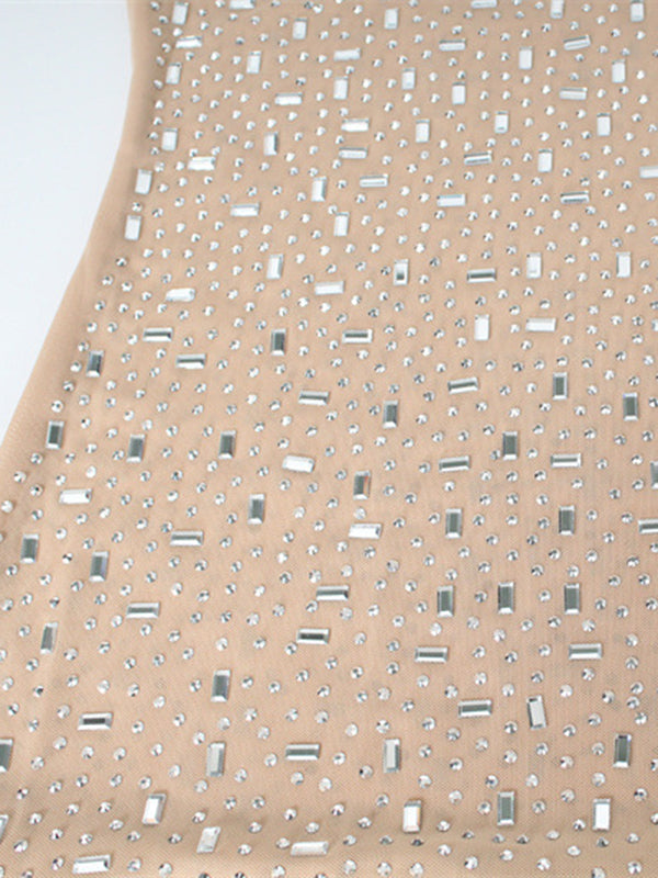 Robe longue moulante transparente coupe près du corps, à sequins, à empiècements, à fines bretelles