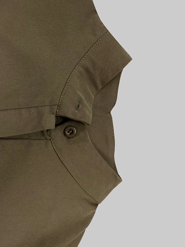 Combinaison ample boutonnée à manches longues, sans ceinture, à col en V, couleur unie