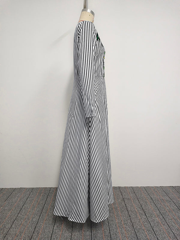 Robe chemise ample asymétrique rayée coupe trapèze, à empiècements, à col en V