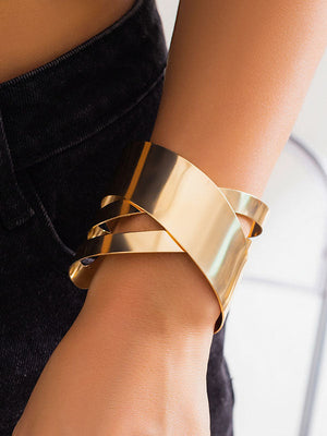 Bracelet géométrique ajouré couleur unie