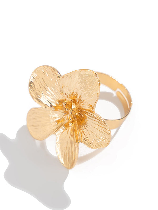 Bague plissée brillante en forme de fleur