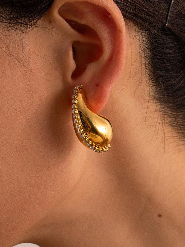 Boucles d'oreilles géométriques à strass