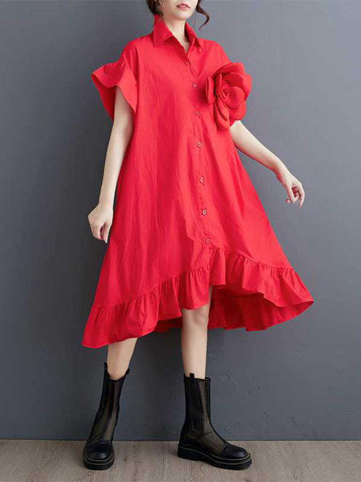 Robe mi-longue ample asymétrique boutonnée volantée à manches courtes, à fleurs en 3D, à col revers, couleur unie