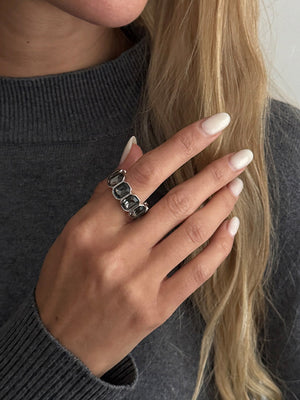 Bague géométrique à strass