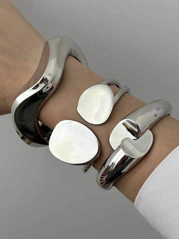 Bracelet géométrique ajouré couleur unie