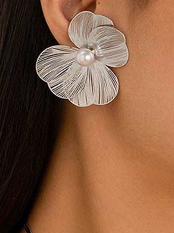 Parure collier et boucles d'oreilles perlée en forme de fleur