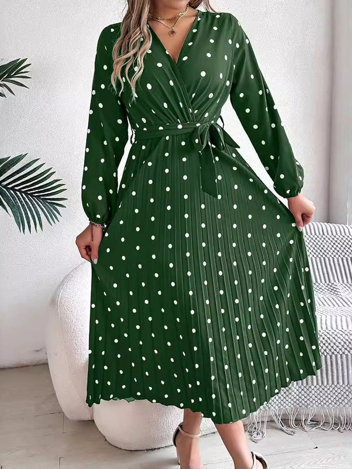 Robe chemise plissée taille haute, à manches longues, à pois, à taille nouée, à col en V