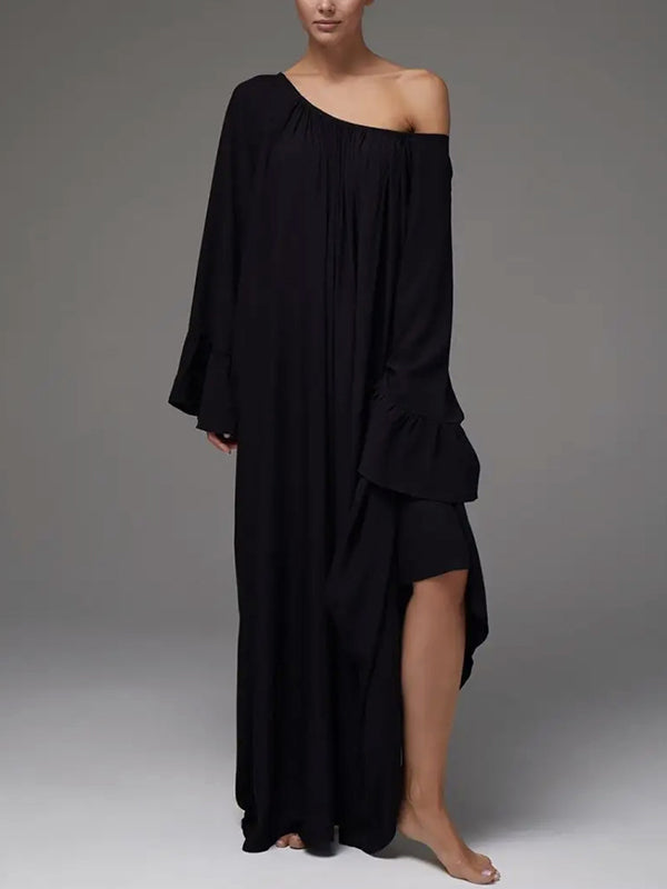 Robe longue plissée coupe trapèze, à manches évasées, à empiècements, à col rond, couleur unie