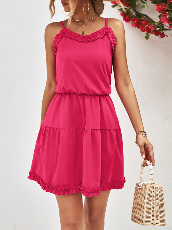 Robe courte ample sans manches, à falbalas, à fines bretelles, couleur unie