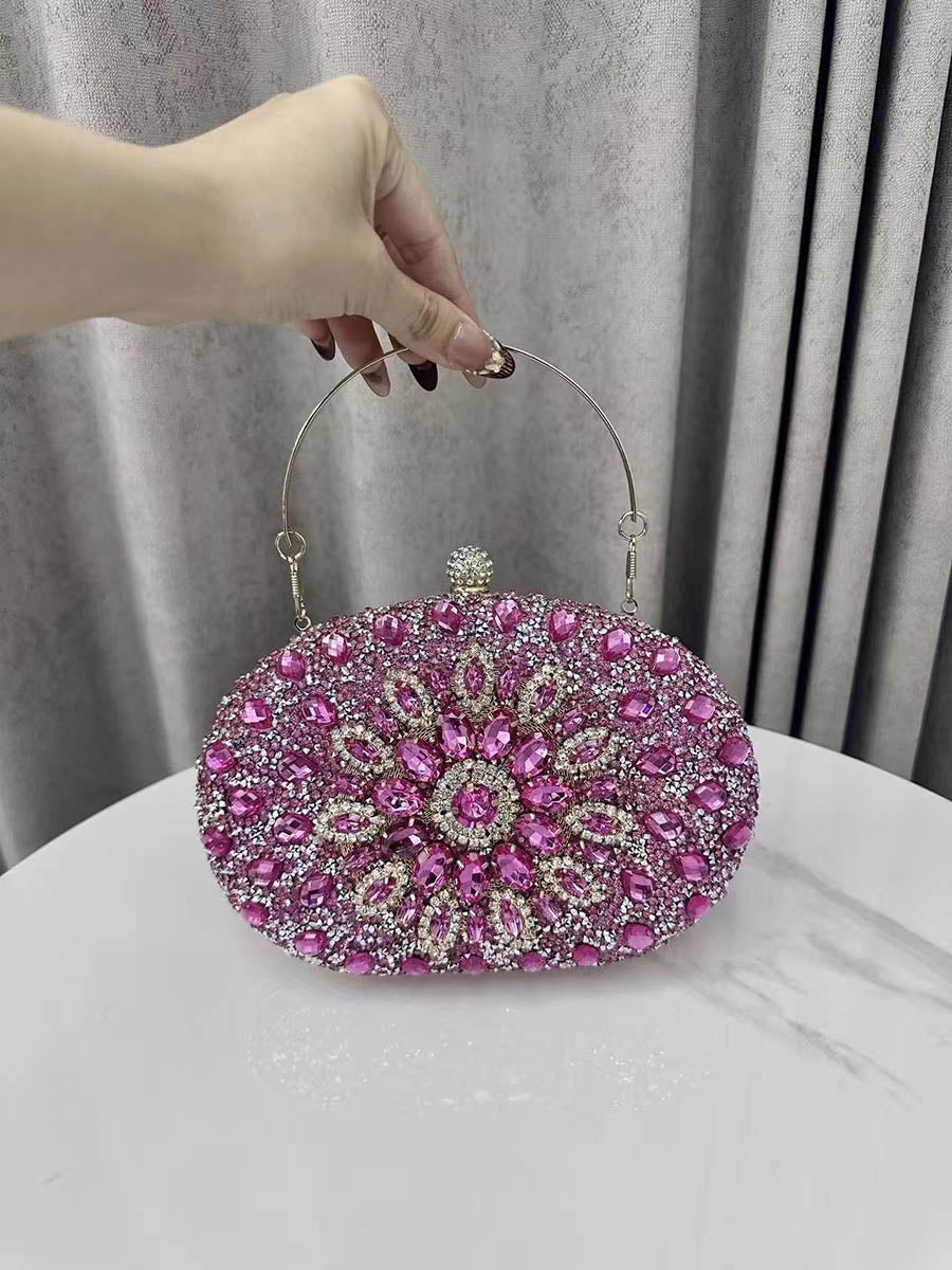Pochette de soirée géométrique brillante à strass