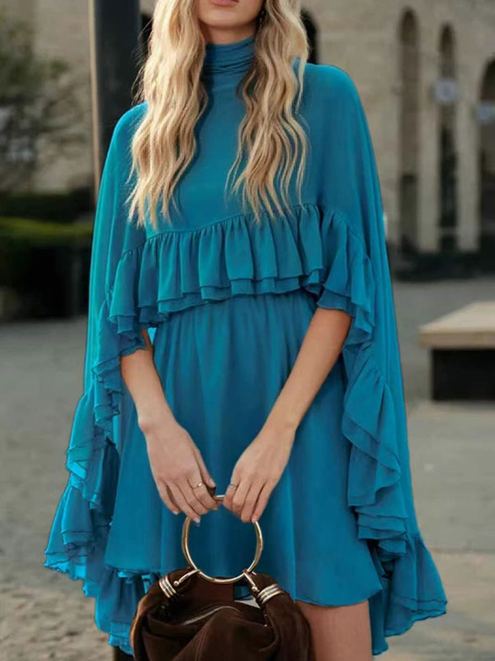 Robe courte ensemble deux pièces plissée volantée nouée taille haute, sans manches, à empiècements, à col cheminée, couleur unie