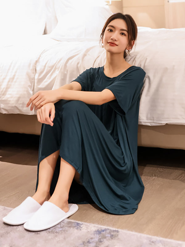 Robe pyjama ample en modal plissée de couleur unie