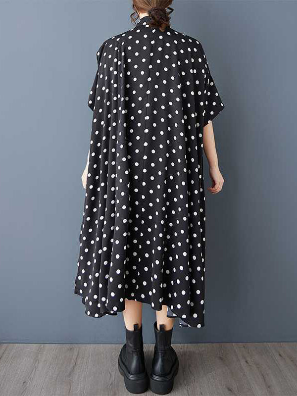Robe chemise asymétrique boutonnée coupe trapèze, à ourlet plongeant, à pois, à col revers