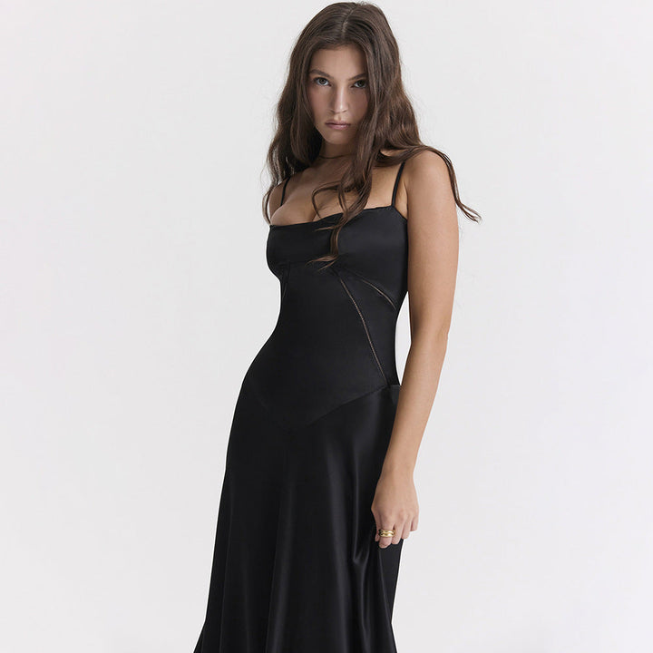 Selena - Robe maxi en satin avec bretelles fines