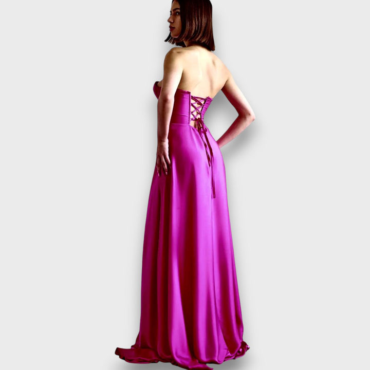 Victoria – Robe de soirée sans épaules avec lacets au dos