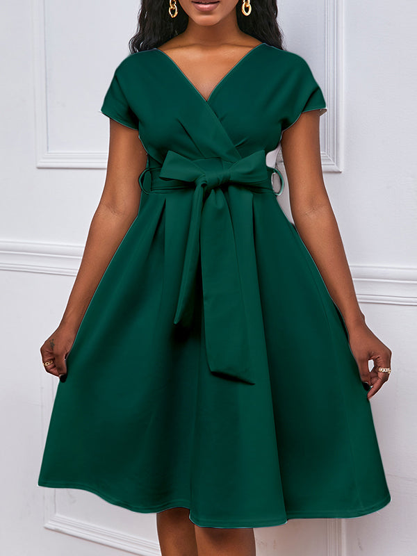 Robe mi-longue à nœud, à lacets, à col en V, couleur unie