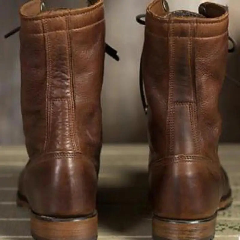 Christina | Bottes en cuir marron à lacets hautes pour femmes