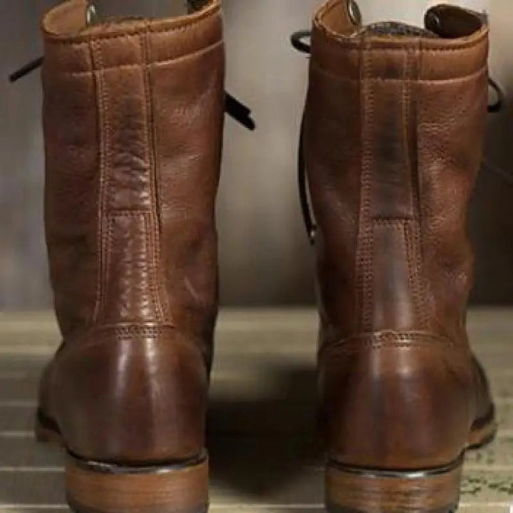 Christina | Bottes en cuir marron à lacets hautes pour femmes
