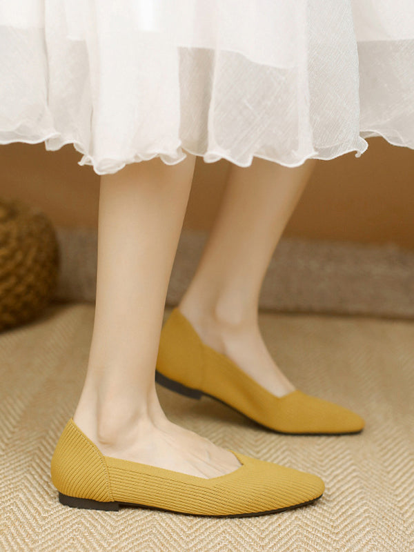 Chaussures à bout carré, couleur unie