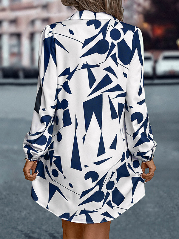 Robe chemise ample imprimée à manches bouffantes, à empiècements, à col revers