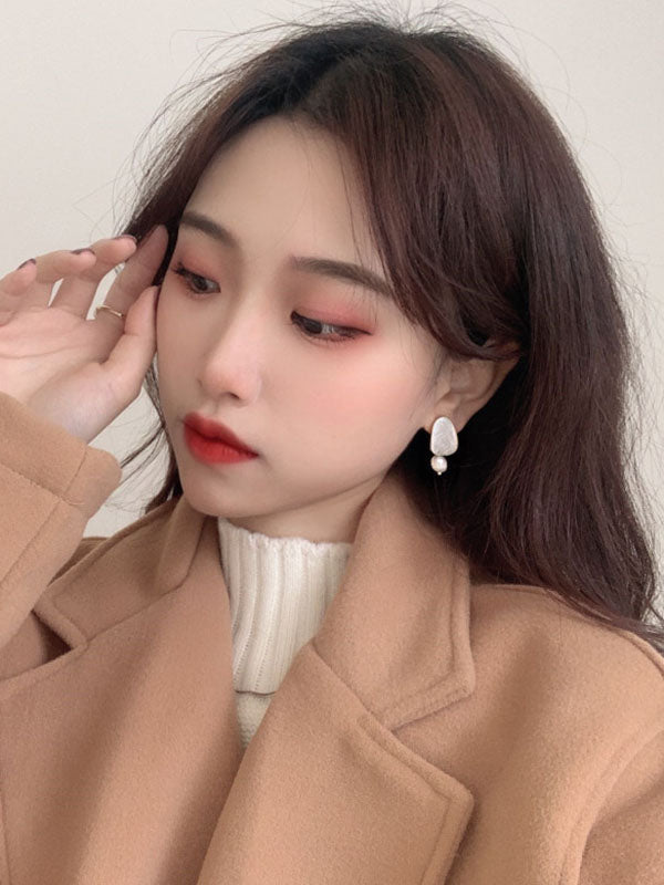 Boucles d'oreilles asymétriques simples à géométrie de perles