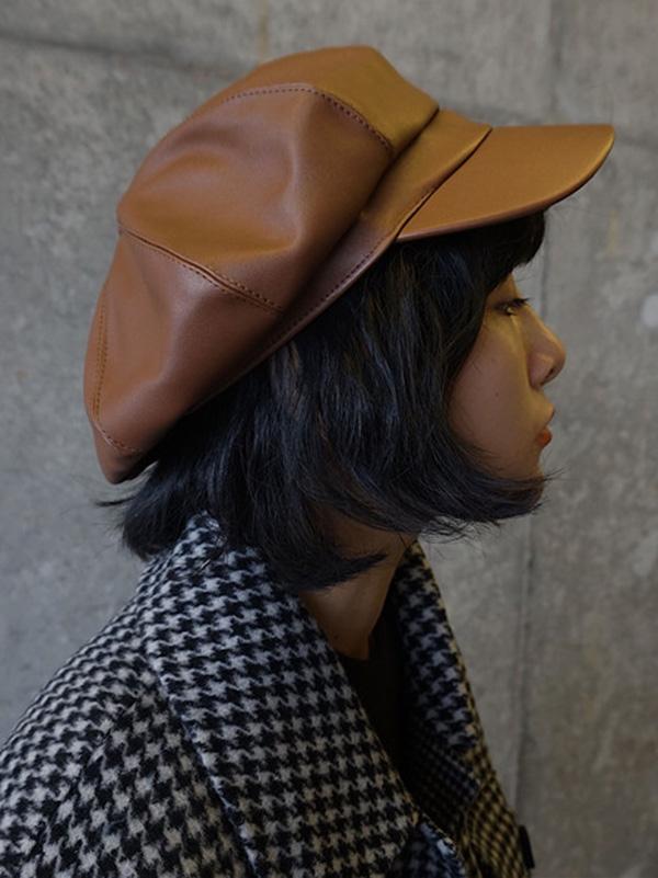 Chapeaux de béret solides vintage