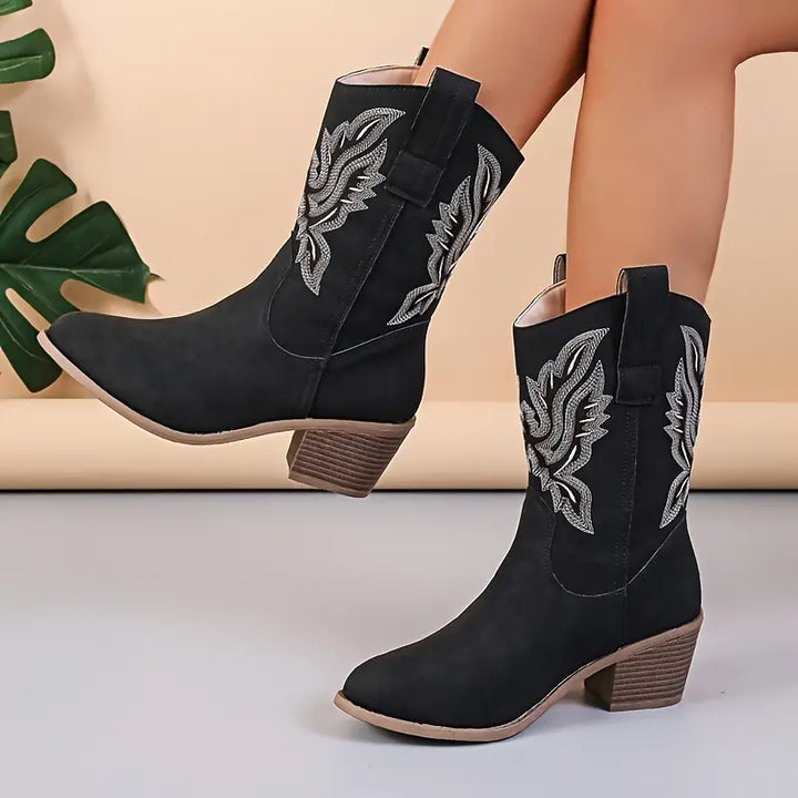 Bottes de cheville western rustiques, brodées et confortables pour femmes