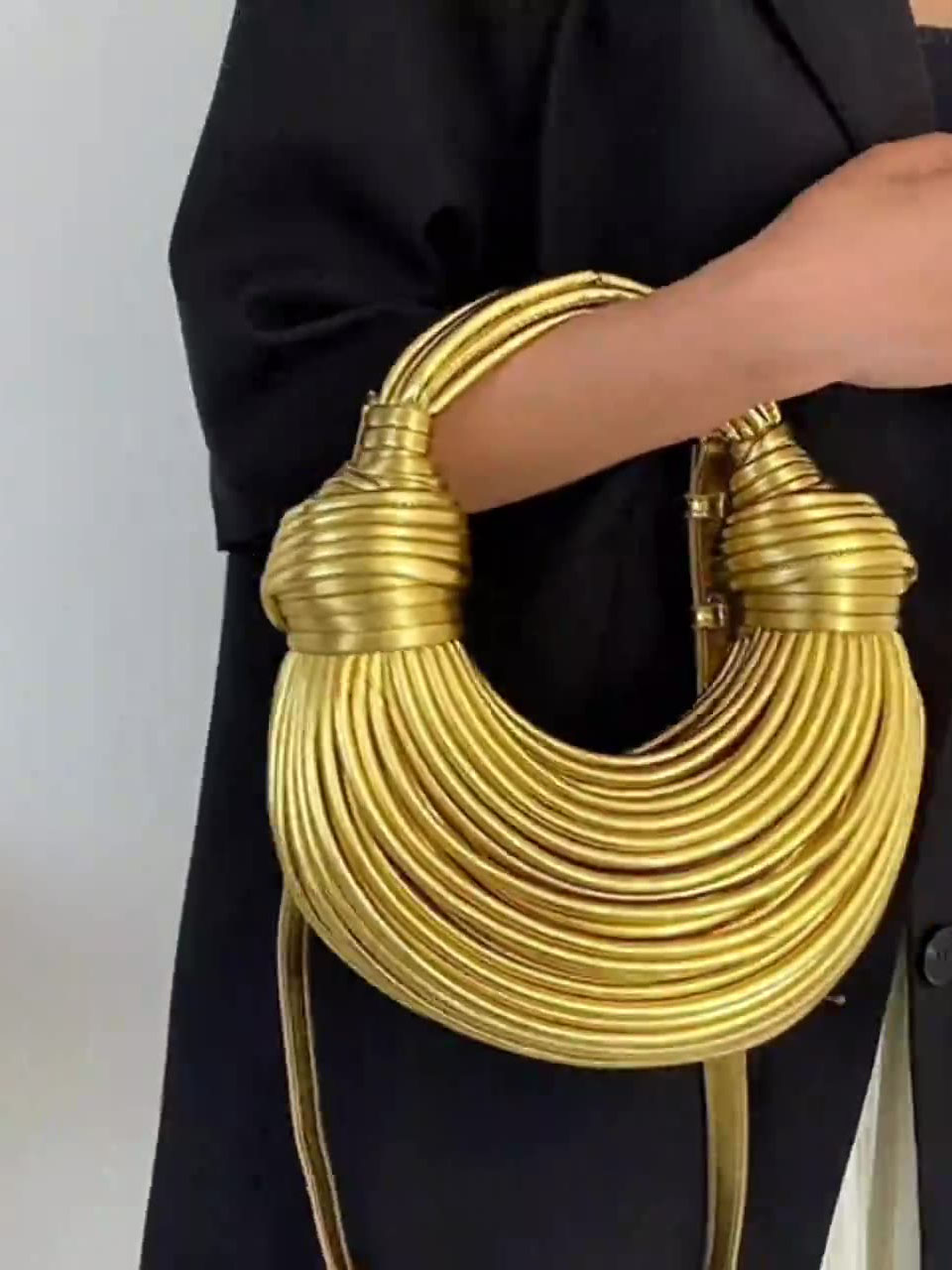 Sac à pompons, couleur unie