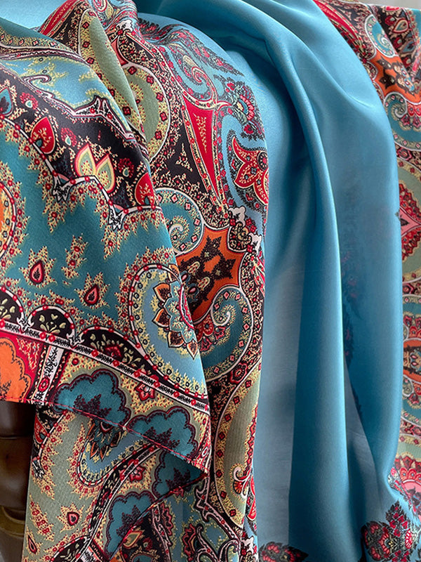 Châle vintage en imitation soie imprimée