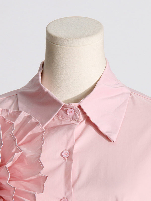 Chemisier ample asymétrique boutonné plissé à manches longues, à empiècements, à fleurs en 3D, à col revers, couleur unie