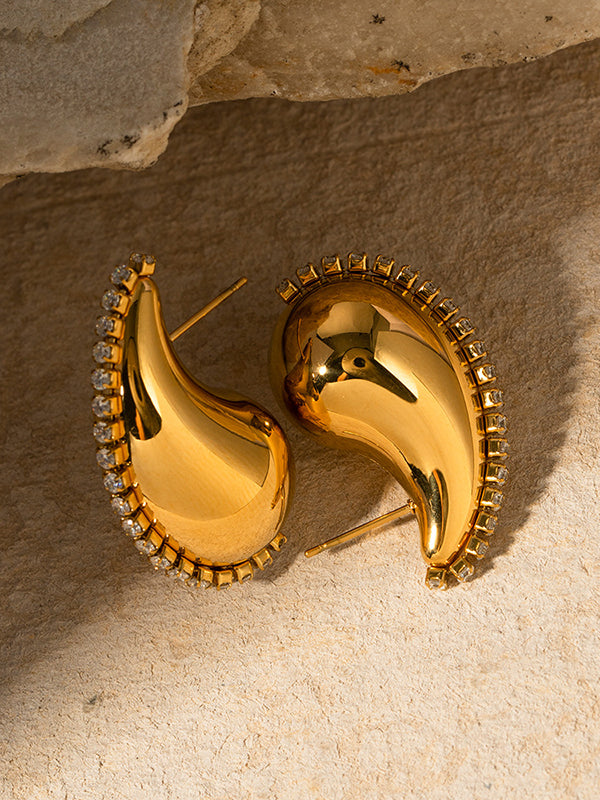 Boucles d'oreilles géométriques à strass