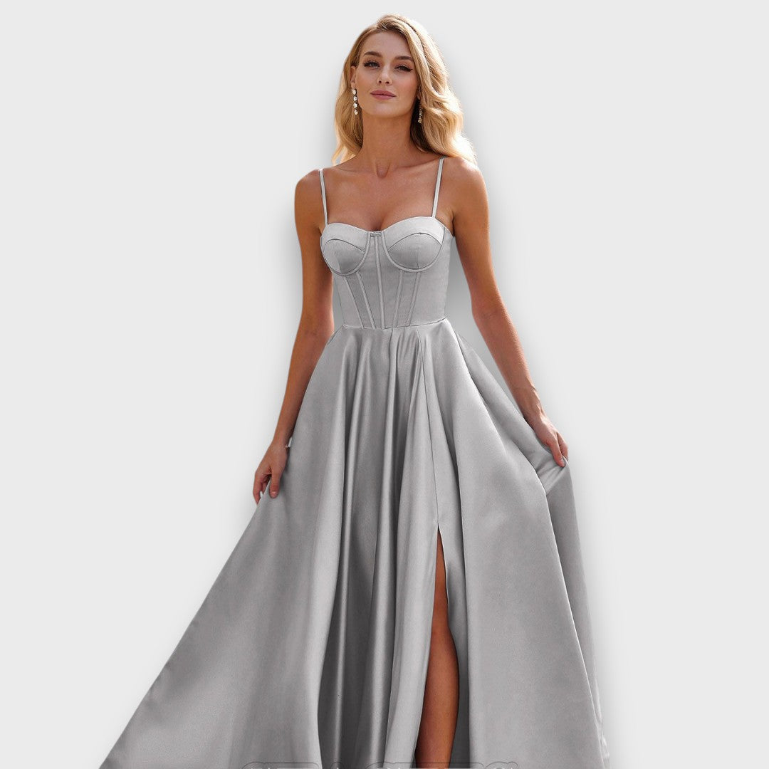 Victoria – Robe de soirée sans épaules avec lacets au dos
