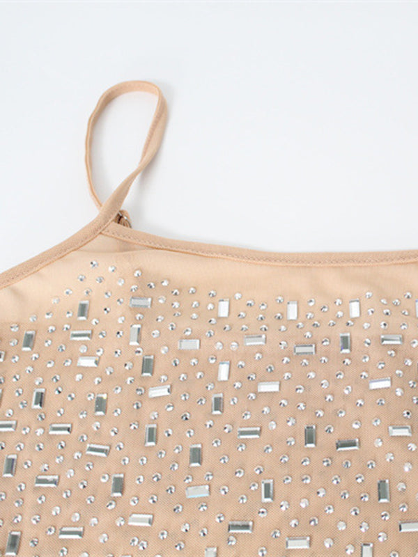 Robe longue moulante transparente coupe près du corps, à sequins, à empiècements, à fines bretelles