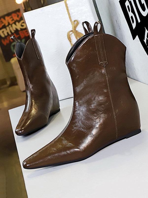 Chaussures à bout pointu, à empiècements, couleur unie
