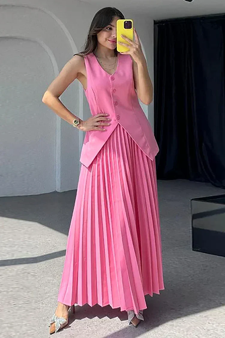 Ensemble femme sans manches avec top à décolleté en V et jupe plissée