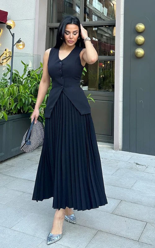Ensemble top sans manches et jupe plissée pour femmes avec décolleté en V et patte de boutonnage
