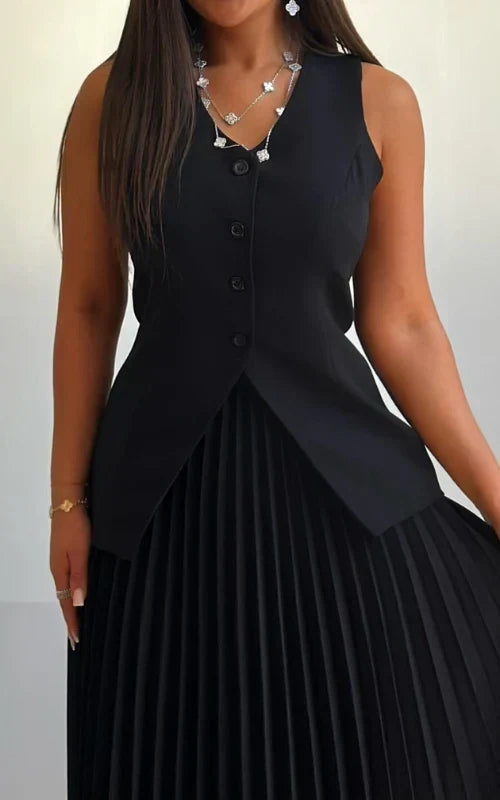 Ensemble femme sans manches avec top à décolleté en V et jupe plissée