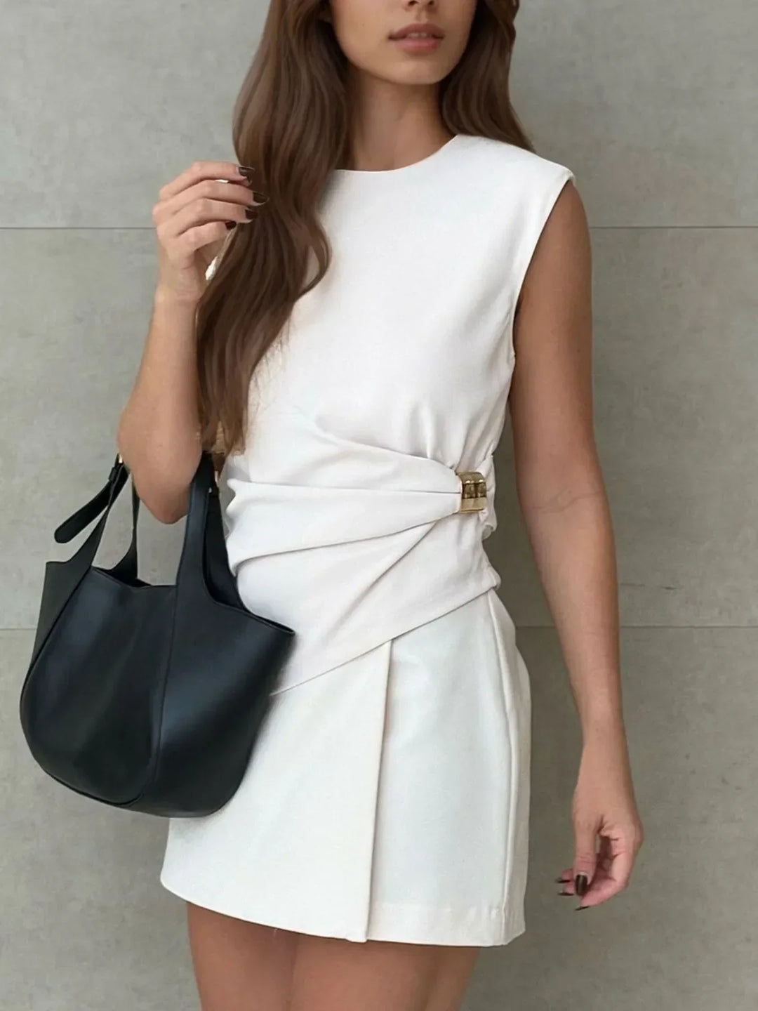 Ensemble top sans manches et jupe pour femmes avec col rond et fermeture à clip doré