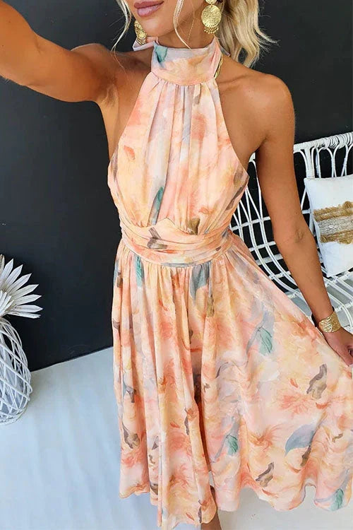 Robe maxi sans manches pour femmes avec lien au cou, dos ouvert et taille froncée
