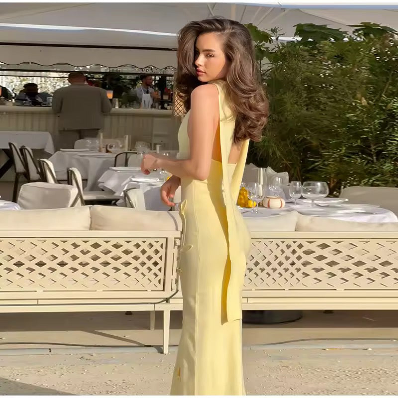 Robe maxi sans manches pour femmes avec col halter et décolleté en V profond avec appliqués en nœud