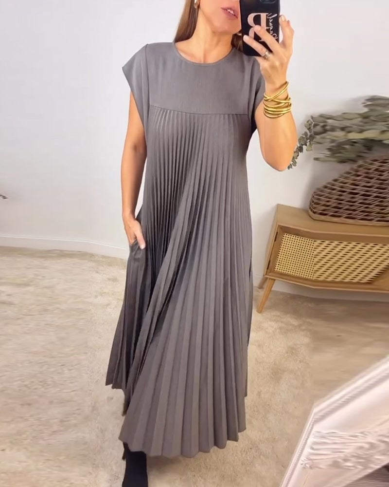 Robe maxi plissée sans manches pour femmes avec col rond et poche latérale