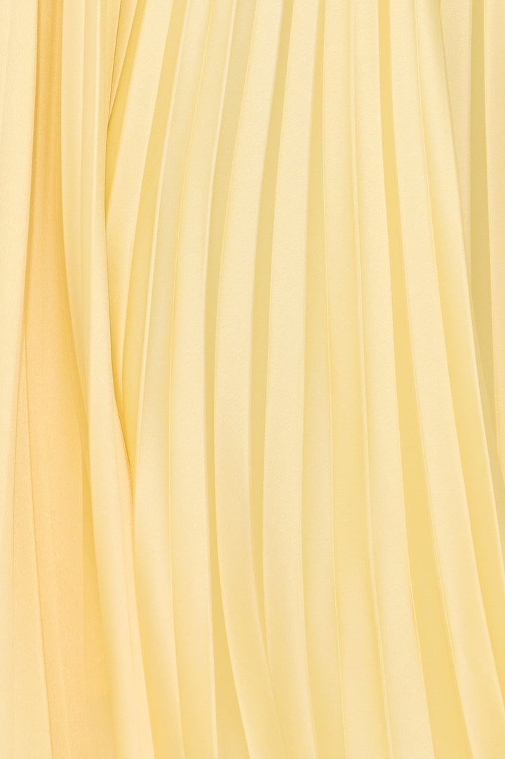 Robe maxi plissée sans manches pour femmes avec décolleté en V et bretelles croisées dans le dos