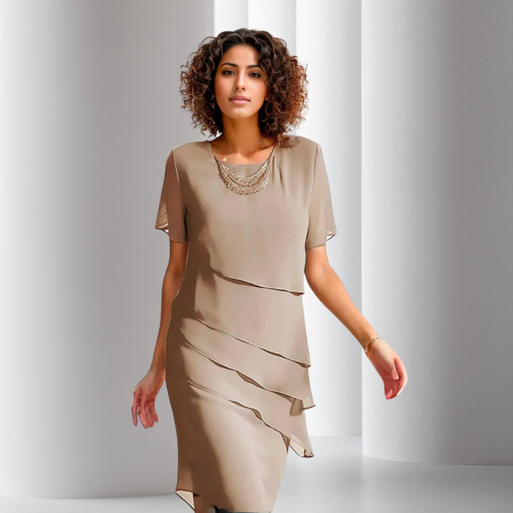 Emilia | Robe de cocktail femme en chiffon superposé à manches courtes