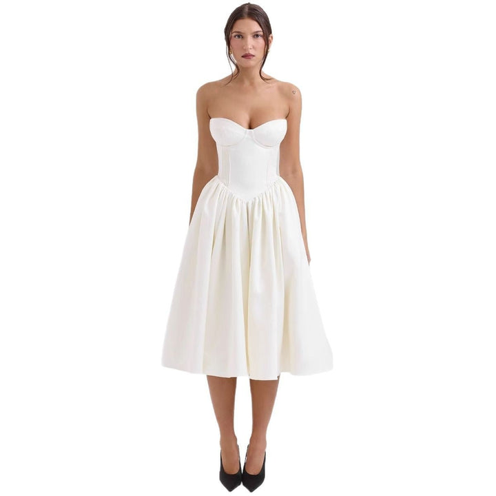 Marlene | Robe de cocktail pour femmes sans bretelles avec corset et jupe en satin évasée
