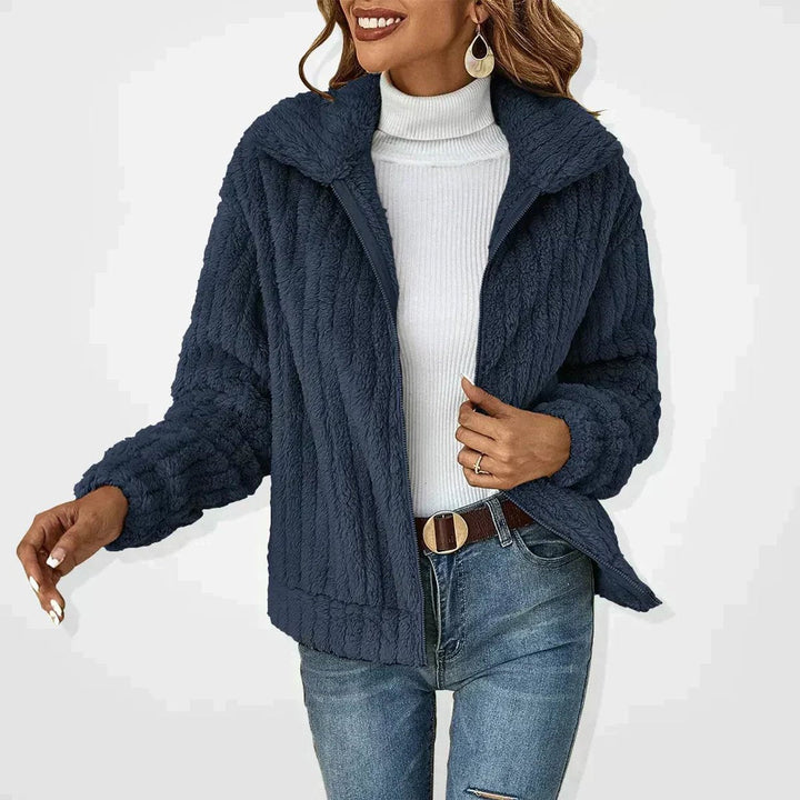 Frieda | Cardigan à fermeture éclair oversized en peluche pour femmes