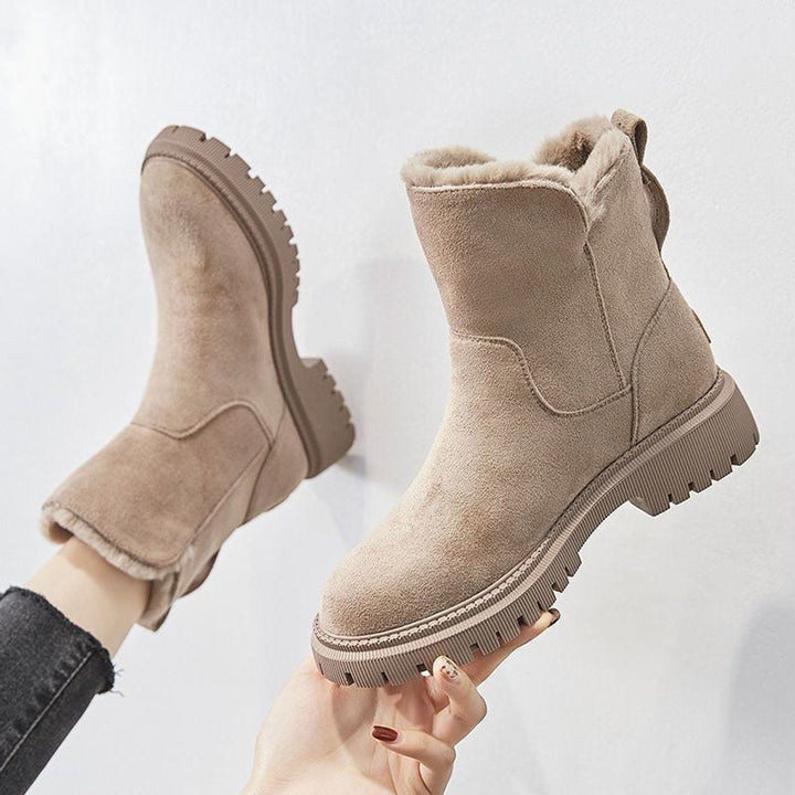 Greta | Bottines Femme en Suède Doublées à Enfiler avec Semelle Épaisse