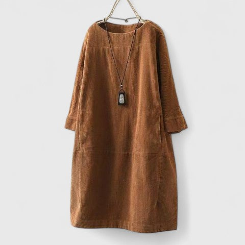 Robe midi à col rond côtelée pour femmes avec manches trois-quarts et poches avant