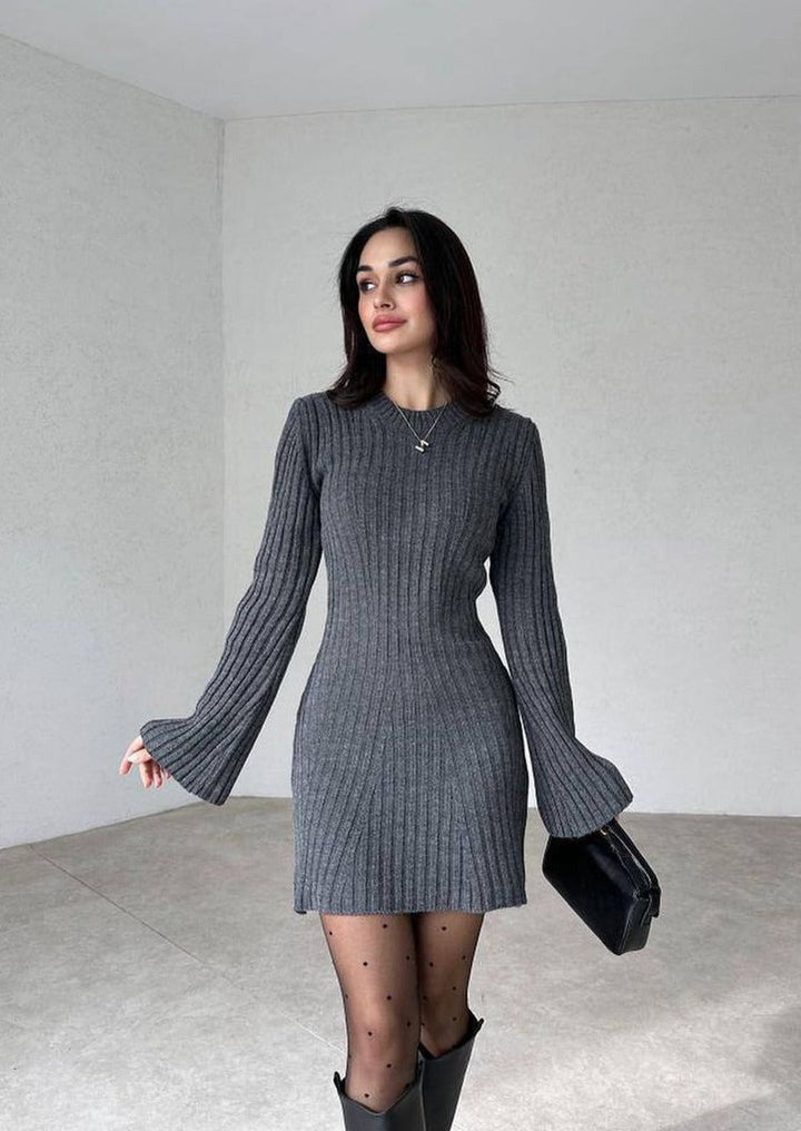 Robe en tricot côtelé pour femmes avec col rond et manches longues