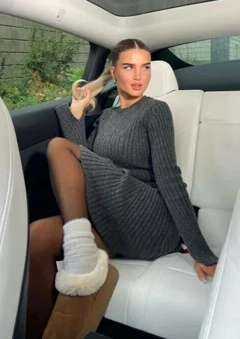 Robe en tricot côtelé pour femmes avec col rond et manches longues