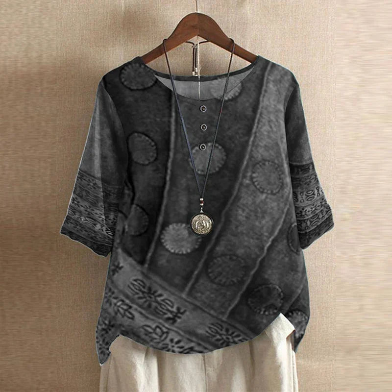 Blouse chemise pour femmes avec encolure ronde, manches mi-longues, patte de boutonnage et poignets retroussés